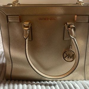 MICHAEL MICHAEL KORS
Hope Large Saffiano Leather Satchel